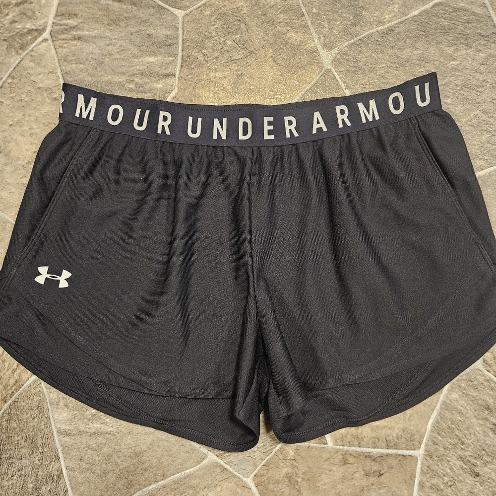 Under Armour Women's Black Shorts NWOT